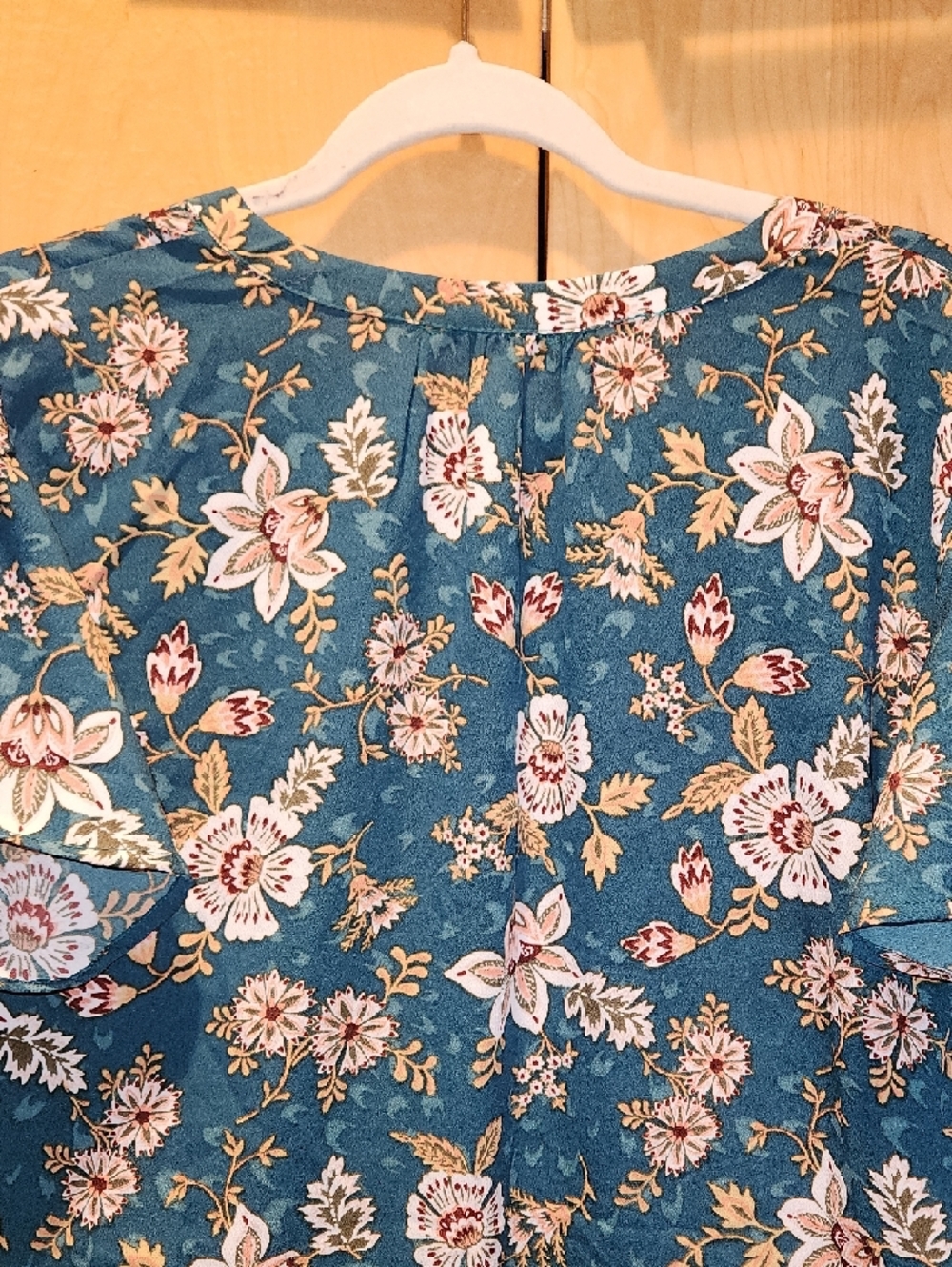 Maurices Teal Floral Short Sleeve Top NWT - Picture 6 of 8